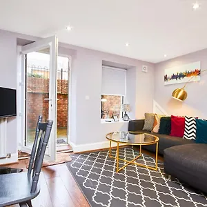 stunning-executive-apartment.hotels-newcastle-upon-tyne.com/